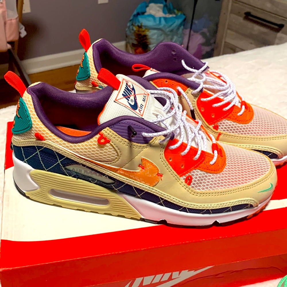 Nike air max 90 size 9 gold orange purple navy blue teal
